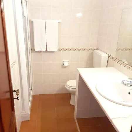 One Bedroom Appartement With Shared Pool And Furnished Terrace At Odiaxere 5 Km Away From The Beach *